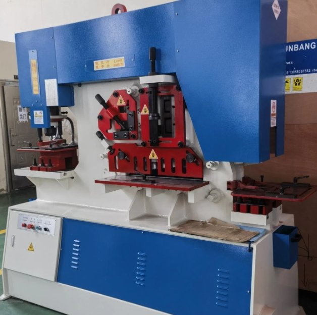Versatile Hydraulic Ironworker for Punching, Bending & Notching