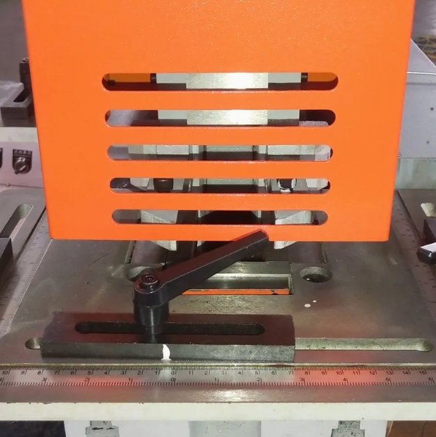 Multi-Function Hydraulic Punching and Shearing Ironworker