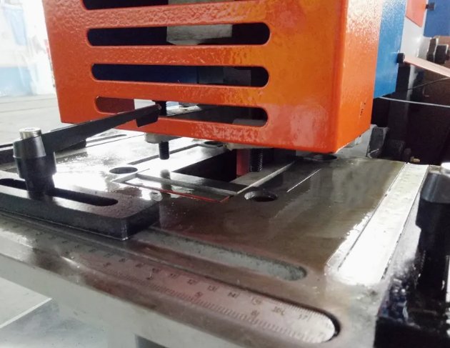 Multi-Function Hydraulic Ironworker Q35Y Series (25/30/40)